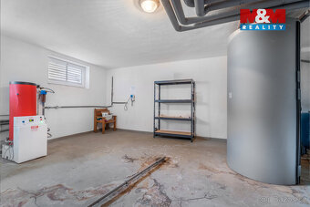 Prodej nájemního domu, 4261 m², Milovice, ul. Topolová - 20