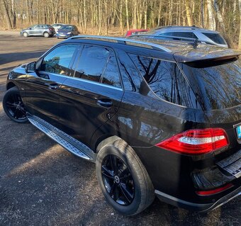 Mercedes Benz ML350 - 20