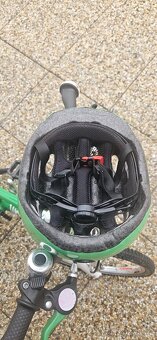 WOOM 3 (16") + stojánek + helma na kolo (zelená barva) - 20