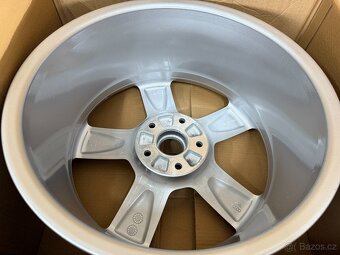 ORIGINÁL ALU KOLA AUDI Q7 4L 4L0601025H 5x130 ET60 9Jx20H2 - 20