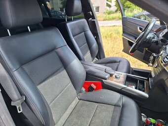 Mercedes-Benz E 200 Bluetec - 20