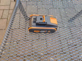 PRODAM  TUTO ZAHRADNI SOUPRAVU WORKS - 20