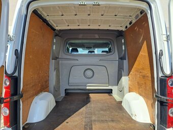 Volkswagen Crafter 2.0 TDI, 7 míst - 20