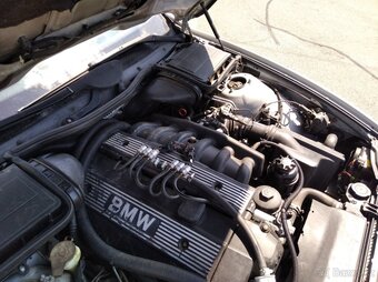 BMW 523i BA+LPG 6ti válec. - 20