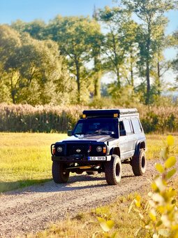 Nissan Patrol y60 expediční vůz - 20