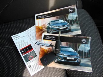 OPEL ASTRA 1.6 CDTI,PŮVOD ČR,1.MAJ.,TAŽNÉ,SERVISKA,NAVI,SENZ - 20