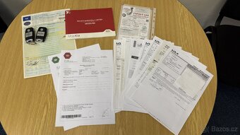 Kia Sorento, 4x4, z ČR, tažné, zimní komplety, panorama, max - 20