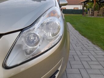 OPEL CORSA 1,2i16V,KLIMA,5xDVEŘE,MODEL 2009 - 20