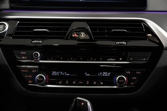 BMW Řada 5, 4x4,TAŽNÉ,DPH,ČR,Adaptiv LED - 20