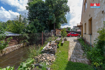 Prodej podílu 9/24 rodinného domu, Mikulovice, ul. Hlavní - 20
