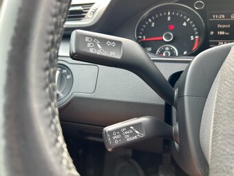 VW PASSAT B7 2.0TDI 103KW DIGI KLIMA VÝHŘEVY SENZORY TAŽNÉ Z - 20