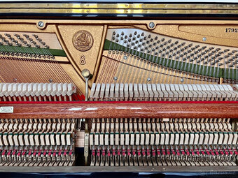 Klavír C. Bechstein Concert 8 - rok výroby 1987 - leštěná če - 20