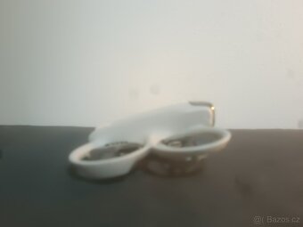 DJI NEO dron se 3 bateriemi a nabíjecí hub - 20