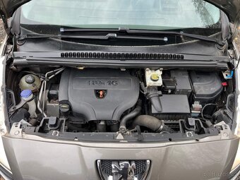 Peugeot 5008 2.0 HDI 110kW pano klima tažné 2010 ČR - 20