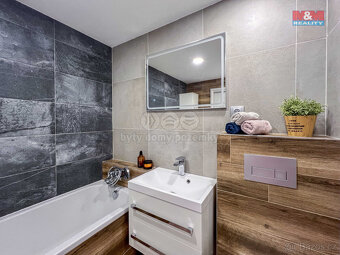 Pronájem bytu 3+kk, 50 m², Říčany, ul. Říčanská - 20