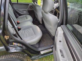 Grand Cherokee Overland Black Pearl Series 2.7CRD - 20