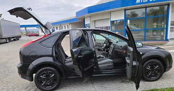 FORD FOCUS MODEL 2007 1,6 TDCi KLIMA , EL.OKNA, MOTORICKY A1 - 20