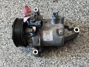 Motor Nissan 1.6i HR16 a další díly - 20