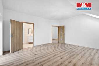 Prodej rodinného domu 6+kk, 276 m², Rabakov - 20