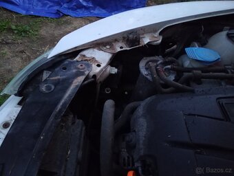 Skoda Octavia Combi 2,0 TDI RS havarovana, pojizdna - 20