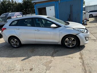 Hyundai i30 1.6CRDi 81kw 2016 pojizdne 188TKM - 20