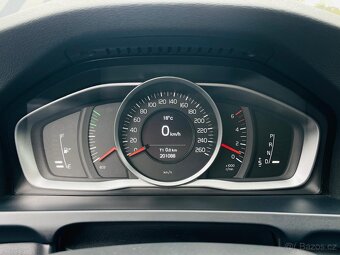 Volvo V60 2.0D 5VÁLEC AUTOMAT LED FACE SENZORY SERVISKA - 20