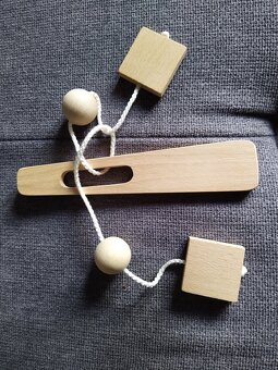 had, krokodýl, letadlo, kůň, žába, myš,hlavolam,mašina, bagr - 20