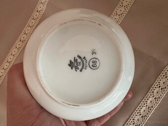 Letitý porcelán a sklo - 20