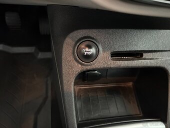 Renault Captur 1.3 TCe,ČR,SERVISKA,TAŽNÉ,LED - 20