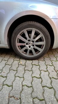 Škoda Octavia 3,2.0tdi,110kw,Dsg,Panorama,Alcantara,Elegance - 20