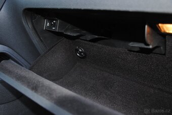 VW Golf 5 1.6MPi 75kw - climatronic - ESP - edice GOAL - 20