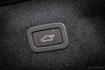 Jaguar XE 2.0 I4D Prestige AT - 20