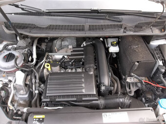 VW Touran 1,2 TSI, r.v. 02/2016, 7 míst, pravidelný servis - 20