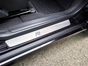 Volvo XC60 2.4D5/140kW AWD  R-DESIGN  - 20