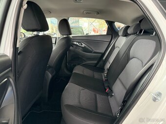 Hyundai i30 1,0 ZÁRUKA,ČR,1. MAJ,FASTBACK - 20