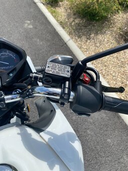 Honda CB125F - 20
