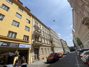 Jedinečný  byt 4+kk, 126m2/B/T - Praha - Smíchov - 20