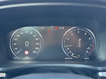 Volvo V60 2.0 T4, 140 kW, automat, 2020, serviska, nebourané - 20