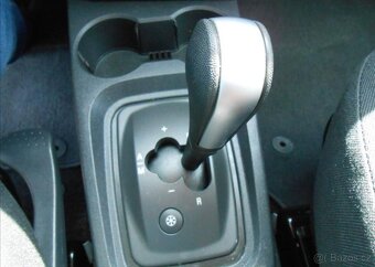 Opel Meriva 1,6 16V 74 kW AUTOMAT Essentia benzín - 20
