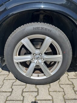 Volvo XC90 D5 2.0 AWD 173kW - 20