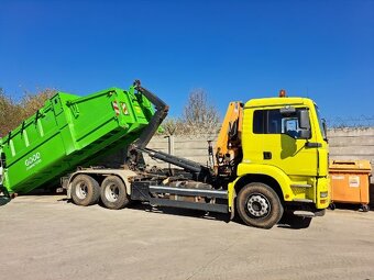 Man 6x4 hákový nosič kontejneru - 20