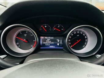 Opel Insignia 2.0 CDTI 125KW MANUÁL LED LUX NAVI SERVISKA - 20