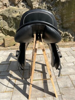 SKOKOVE SEDLO KENTAUR PERSEUS SP POSEDLI 17,5 KOMORA 2 - 20