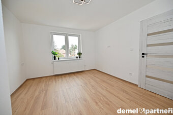 PRODEJ DOMU 4+KK VELKOMEZIŘÍČSKÁ - TŘEBÍČ - 20