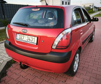 KIA Rio 1.4 - rok 4/2009, najeto 89.800 km, nová STK - 20