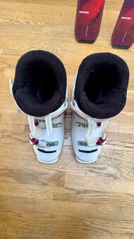 Dětská lyžařská sestava - lyže, lyžáky a hulky - 20