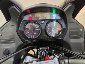 Honda XL 1000 V Varadero - 20