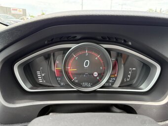 Volvo V40 D4 AUT/Polestar - 147 kW/servis. kn./v ČR-1. maj. - 20