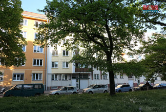 Pronájem byt 1+kk, 28 m2, Praha 8, Kašparovo náměstí - 20