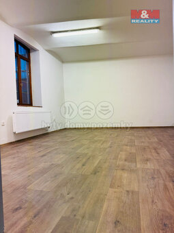 Pronájem bytu 2+1, 70 m², Ostrava, ul. Nádražní - 20